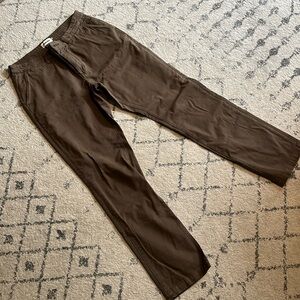 Taylor Stitch lightly worn men’s chino, green-brown